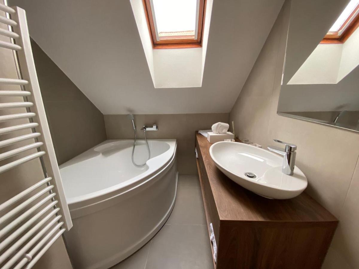 Hotel Gurman Horšovský Týn エクステリア 写真